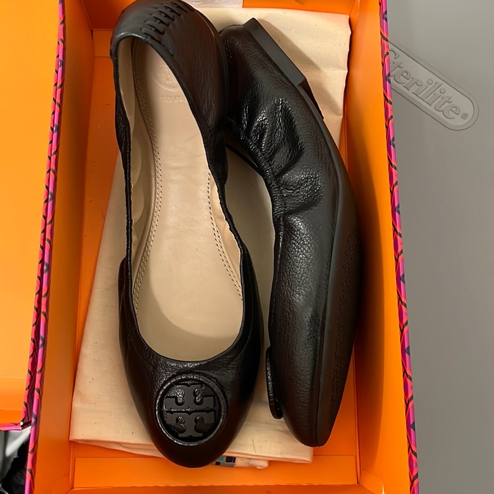 Tory Burch ballet flat